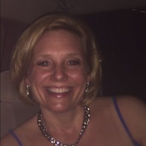 Meet your Posher, Annie